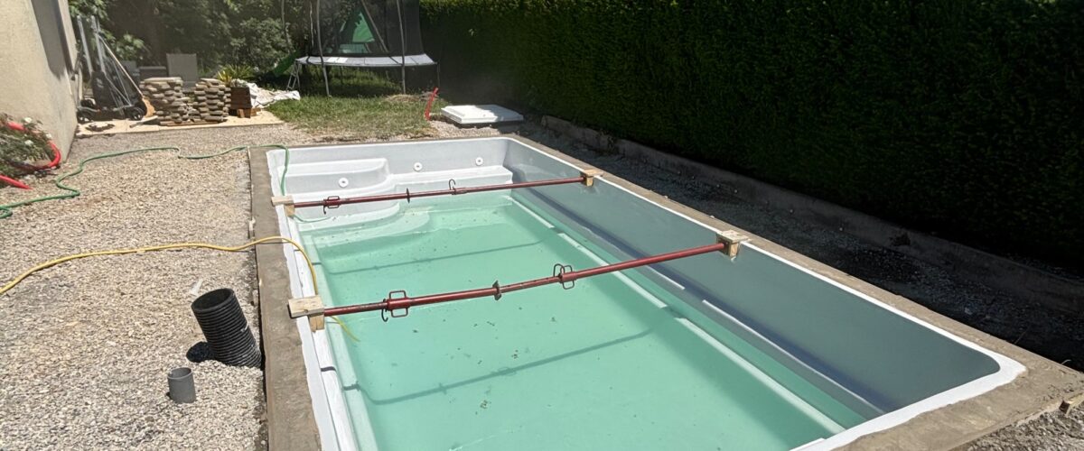 Pose de piscines coque &agrave; Roggenhouse pr&egrave;s d’Ensisheim Rixheim 0