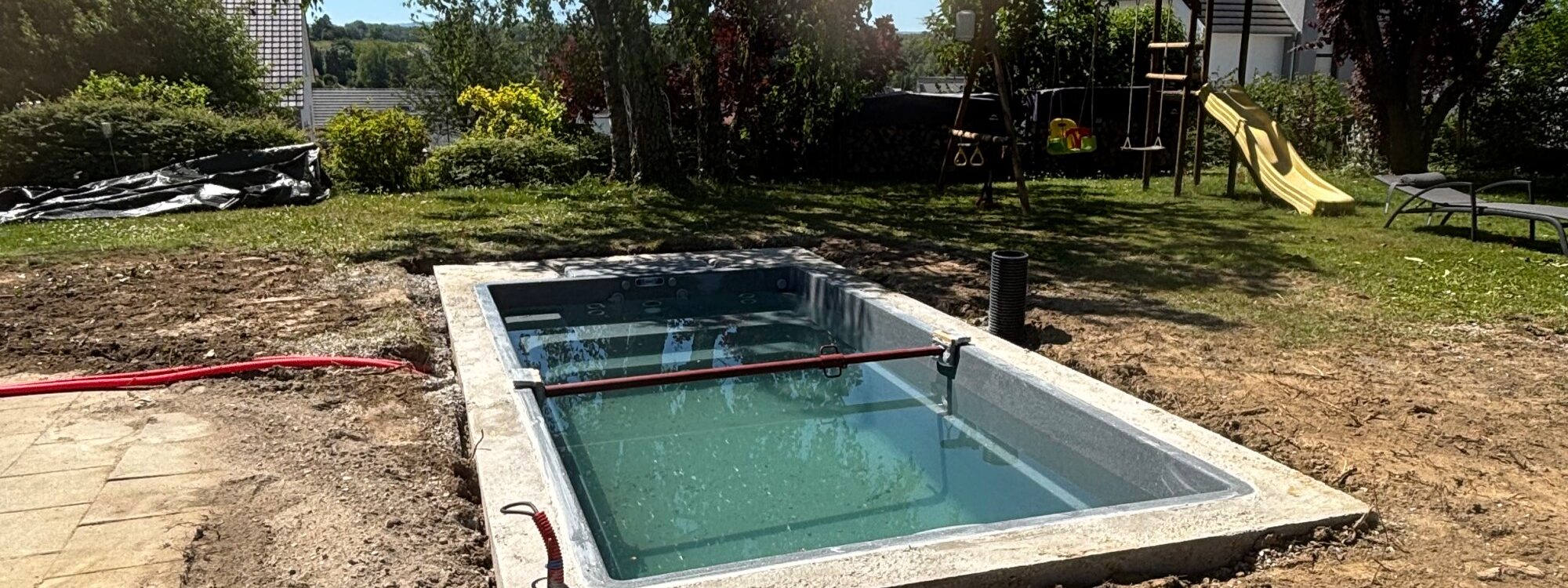 Pose de piscines coque &agrave; Roggenhouse pr&egrave;s d’Ensisheim Rixheim